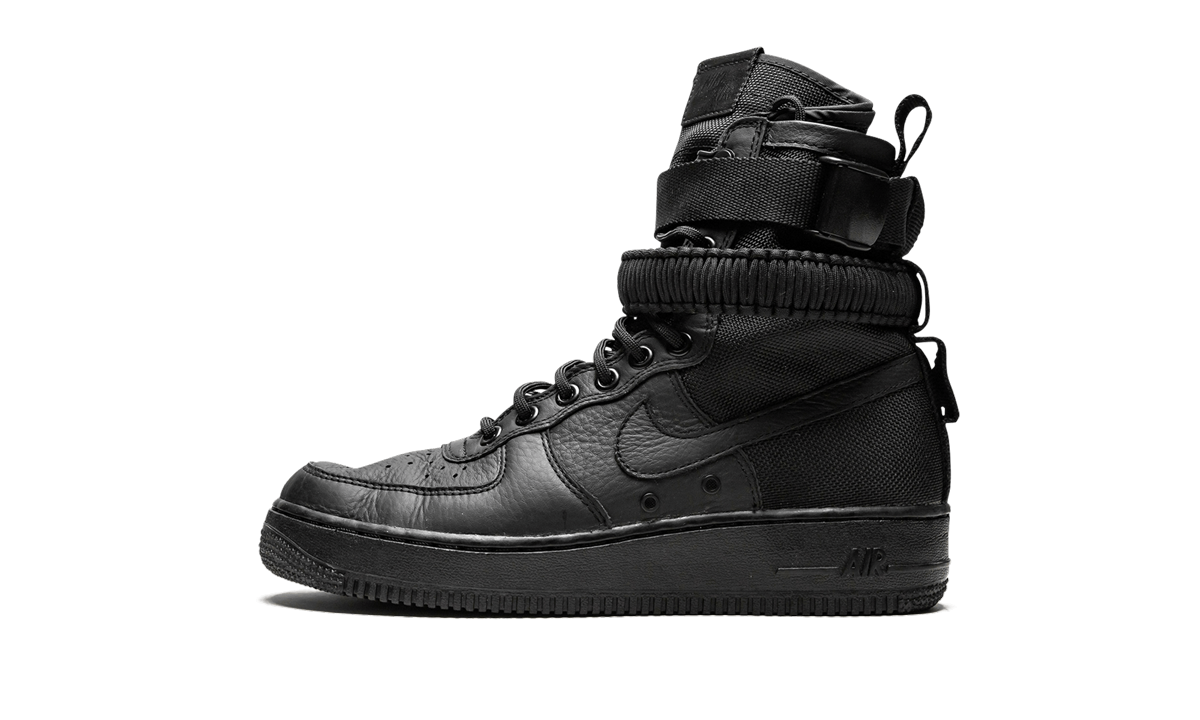 SF AF1 WMNS 857872 002