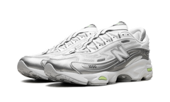1000 "Silver Metallic / Mint Flash" M1000DI