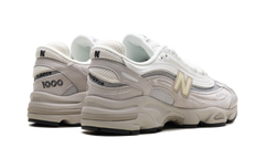 1000 "Grey Cream" M1000MB