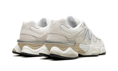 9060 "Sea Salt / Moonbeam" U9060WHT