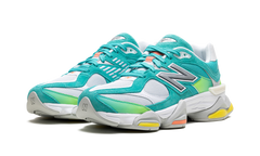 9060 "Cyan Burst" U9060DBT