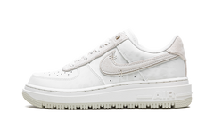 Air Force 1 Luxe "Summit White" DD9605 100