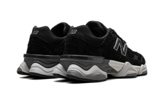 9060 "Black Phantom" U9060JBK
