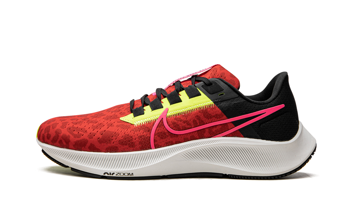 AIR ZOOM PEGASUS 38 MNS WMNS "Chile Red" DM8061 600
