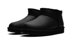 Classic Ultra Mini Leather WMNS "Black" 1174210 BLK