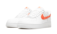 AIR FORCE 1 LO MNS WMNS "Orange Paisley" DJ9942 102