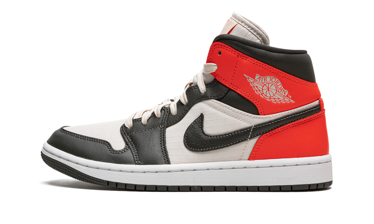 AIR JORDAN 1 MID SE WMNS "Newsprint" DQ6078 100