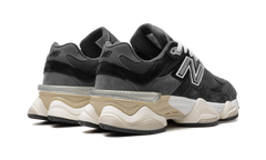 9060 "Black Phantom / Charcoal" U9060BLC