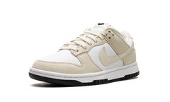 NIKE DUNK LO LX WMNS "Coconut Milk" DZ2710 100