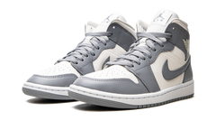 AIR JORDAN 1 MID WMNS "Stealth" BQ6472 115