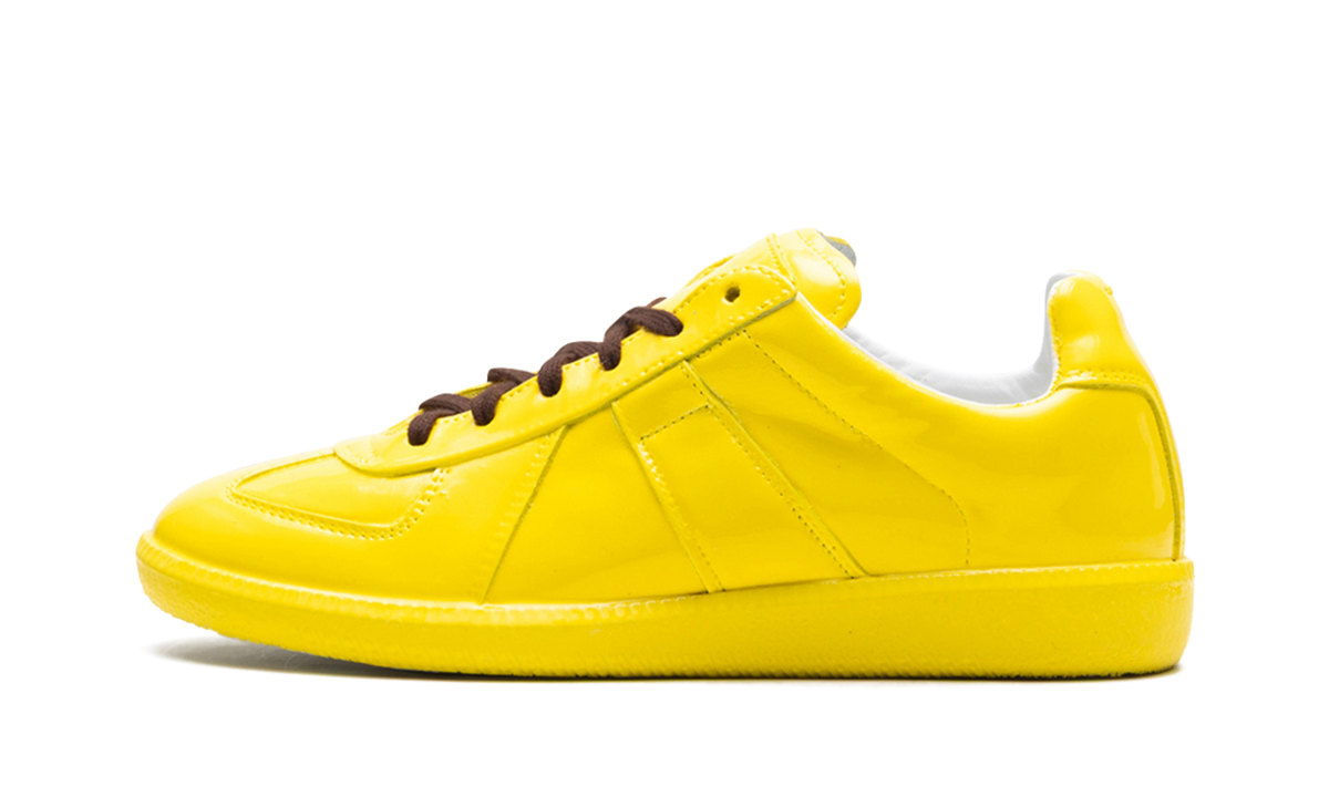 Low Top Sneaker WMNS "Yellow" S58WS0109 P4487 T3041