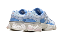 9060 "Blue White" U9060NAF