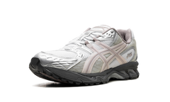 Gel-Nimbus 10.1 "Kith - White Morganite" 1203a723 100