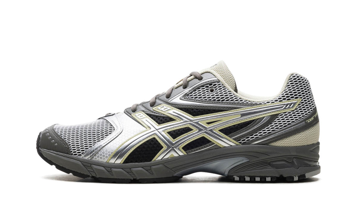Gel-DS Trainer 14 "Truffle Grey Pure Silver" 1203A607 020