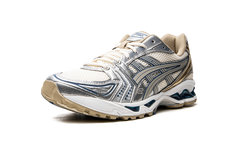 GELKAYANO 14 "Cream / Pure Silver" 1201A019 105