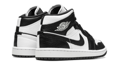 AIR JORDAN 1 MID SPLIT SE WMNS "Homage / Black White" DR0501 101