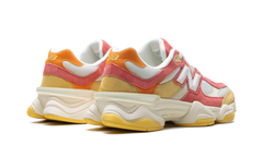 9060 "Fluorescent" U9060FLO
