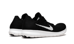 FREE RN FLYKNIT MNS WMNS "Black / White" 831070 001