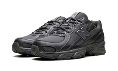 740 "Castlerock Silver Metallic" U740SS2