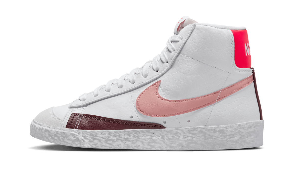 Blazer Mid 77 WMNS "White Red Stardust" DQ4124 105