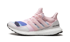ULTRABOOST S&L DNA WMNS "Women in Power" FX7986