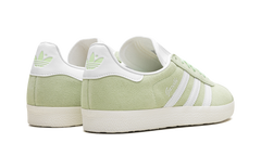 Gazelle WMNS "Semi Green Spark" IE0442