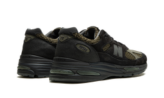 991v2 "Stone Island - Black Olive" U991SD2