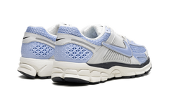 ZOOM VOMERO 5 WMNS "Royal Tint" FJ4588 025