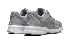 990v5 "Grey White" M990JS5