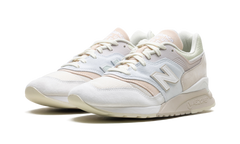 997.5 "MiUSA Kith Easter White Ice Blue Peach" U9975KT
